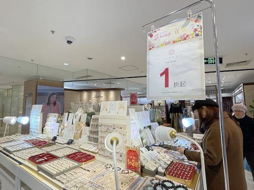 三個月內十家老牌百貨“陣亡”，百貨零售業面臨多重挑戰