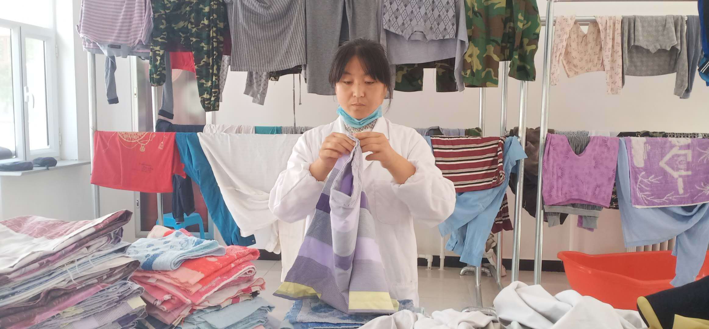 克什克騰旗 關注女性健康，與愛同行——從服飾視角看新時代女性發展